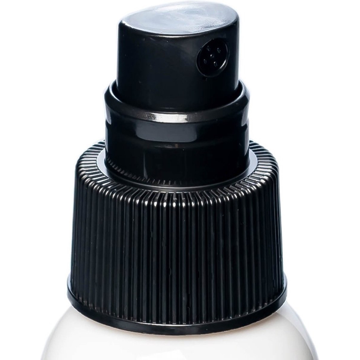 https://besteschoenonderhoud.nl/wp-content/uploads/2023/07/Collonil-Carbon-Lab-Sneaker-Care-1.jpg